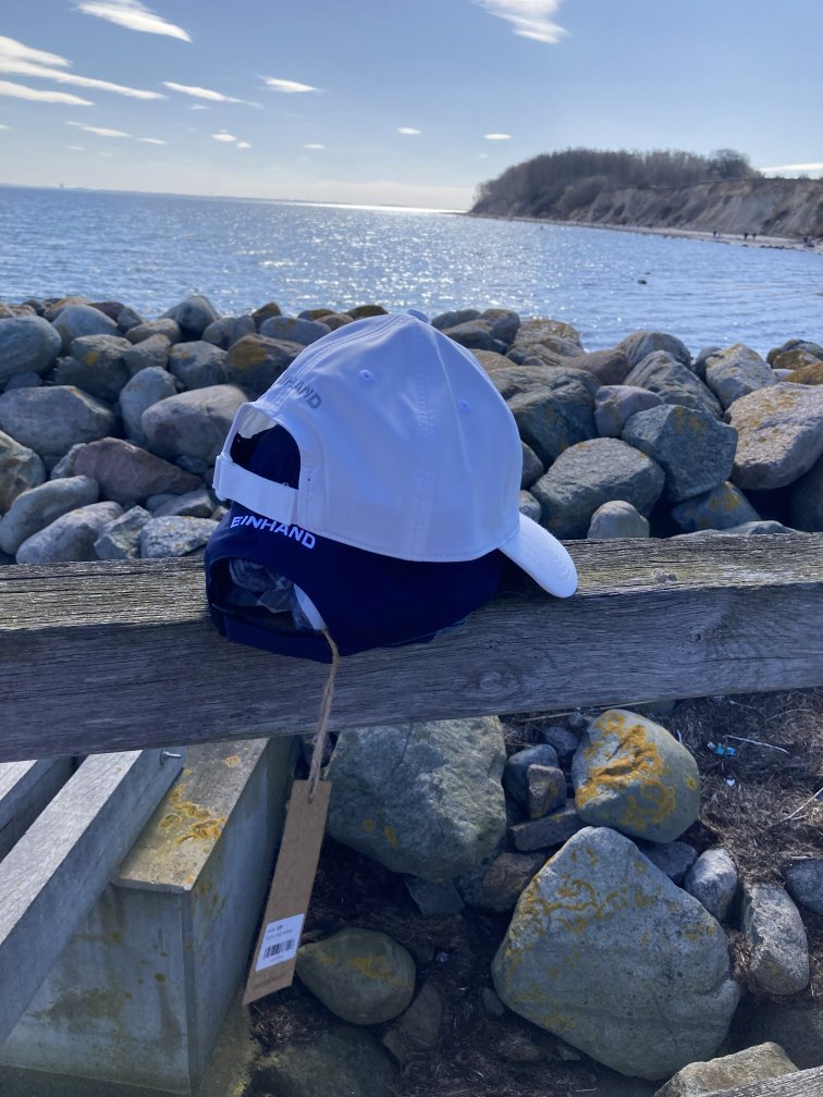 EINHAND Cap Kiel weiss – Detailansicht